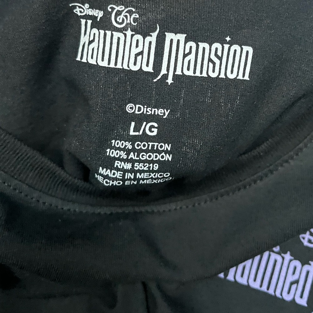 Haunted‎ Mansion NWOT Disney Tee - Picture 4 of 4